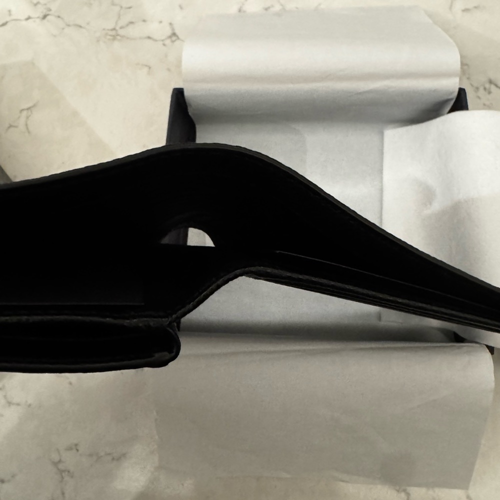 Prada Textured Black Gift Box - Picture 6 of 7